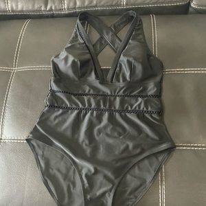 Full Swimsuit Black Size XL